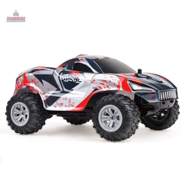 4x4 radiocommandé tout terrain pour aventures en extérieur