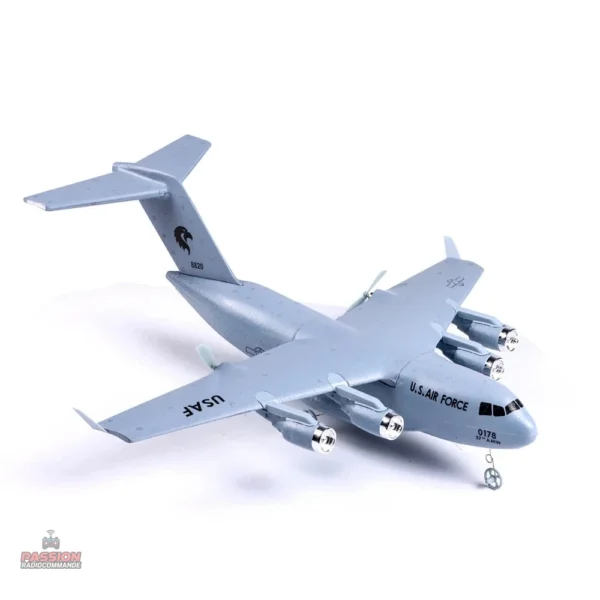 Expérience de pilotage d'un avion électrique télécommandé