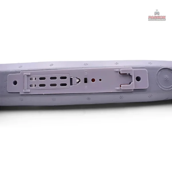 Avion télécommandé avec design aérodynamique et moderne