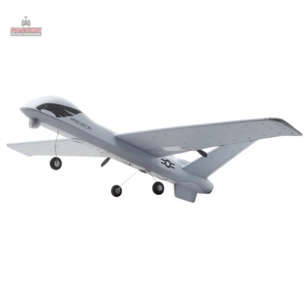 Avion RC avec télécommande intuitive pour un contrôle précis