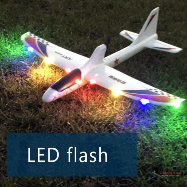 Avion ludique télécommandé pour jeunes enfants