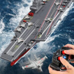 Véhicule naval radiocommandé pour des aventures sur l'eau
