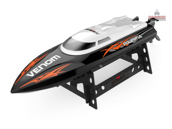 Bateau télécommandé, idéal pour les jeux en extérieur