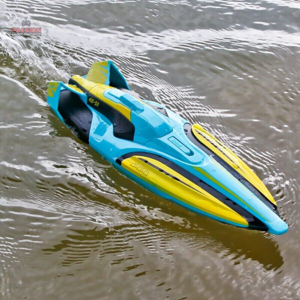 Bateau télécommandé avec design attrayant et moteur électrique