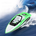 Bateau télécommandé ludique pour les jeunes aventuriers