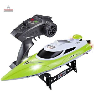 Bateau jouet télécommandé adapté aux activités nautiques