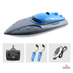 Modèle télécommandé de bateau pour naviguer sur l'eau