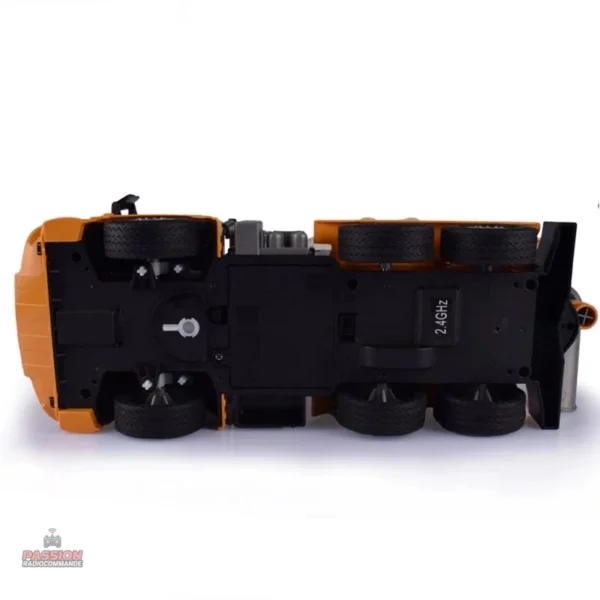 Camion RC avec fonction bétonnière