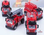 Camion télécommandé avec design de pompier coloré
