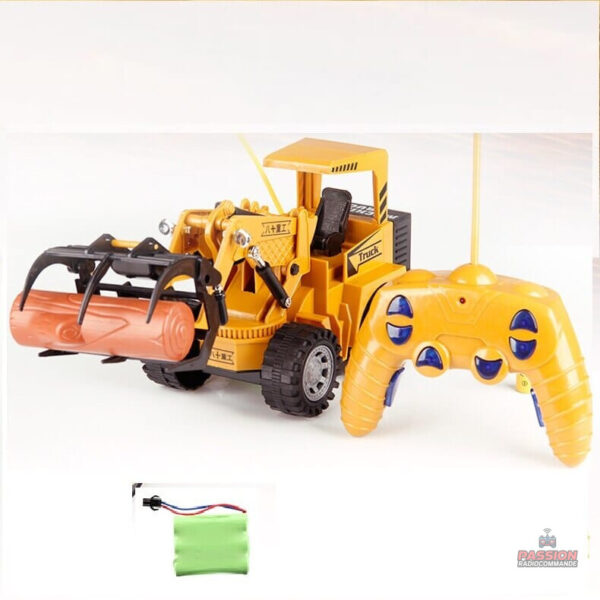 Camion télécommandé avec fonction pelleteuse