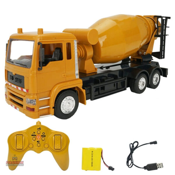 Camion télécommandé électrique pour des aventures en extérieur