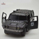 Crawler RC 4x4 tout terrain pour aventures en extérieur