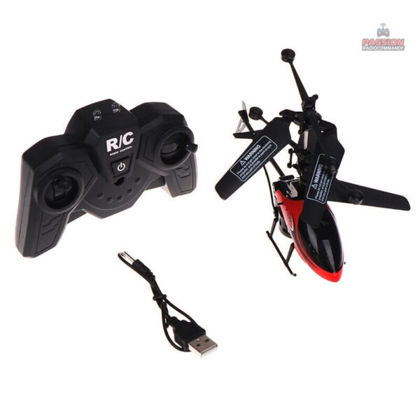 Pilotage facile avec cet hélicoptère télécommandé pour novices