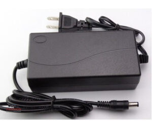 Chargeur LiPo 12V iMAX B6 AC pour équilibrage de batteries