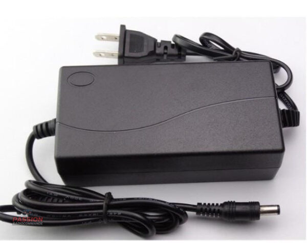 Chargeur LiPo 12V iMAX B6 AC pour équilibrage de batteries