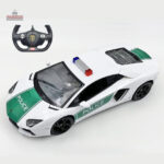 Voiture radiocommandée avec design de police