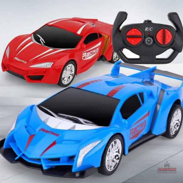 Voiture télécommandée adaptée aux enfants