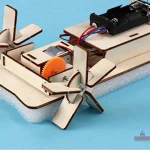 Bateau télécommandé en maquette, idéal pour les loisirs nautiques