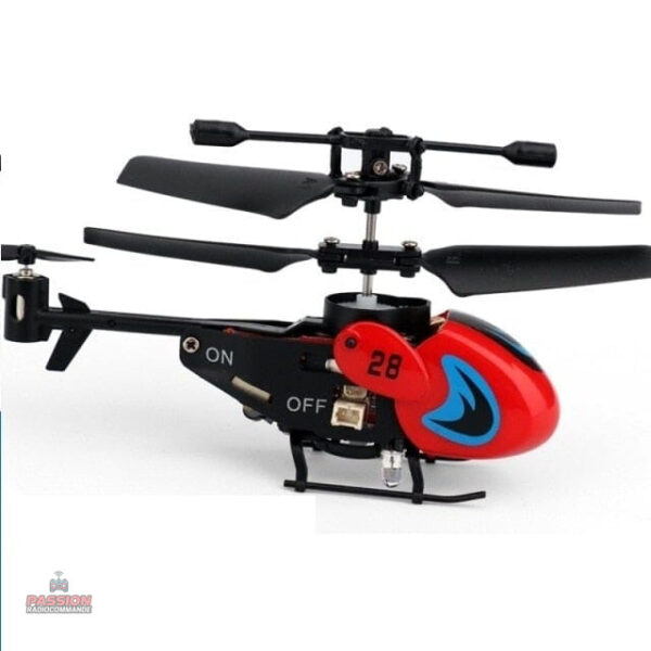 Mini hélicoptère télécommandé en vol