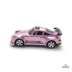 Voiture télécommandée agile, idéale pour les amateurs de drift