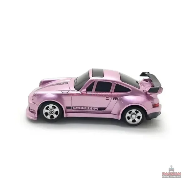 Voiture télécommandée agile, idéale pour les amateurs de drift