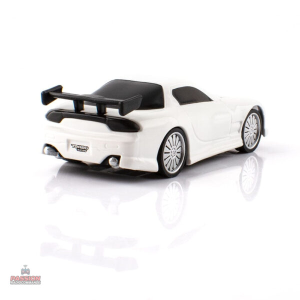 Petite voiture RC pour des courses endiablées