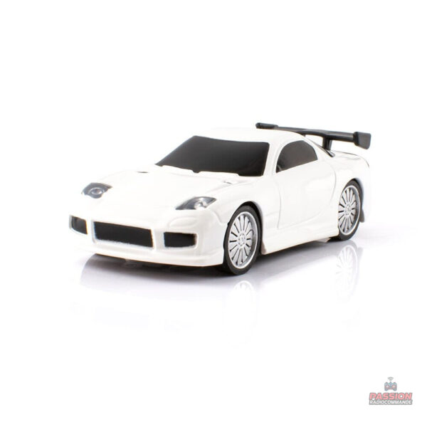 Voiture télécommandée rapide avec design dynamique