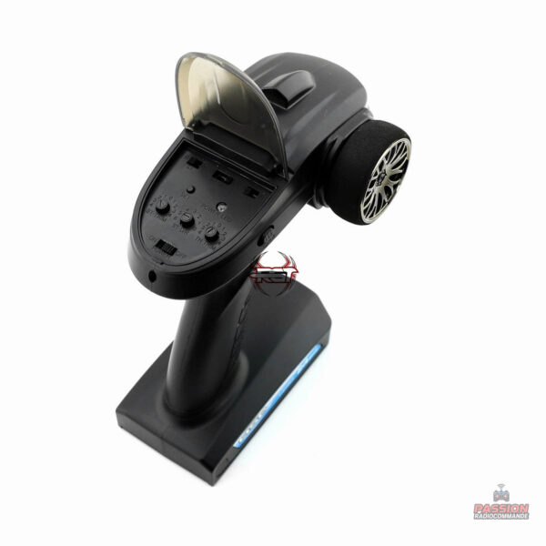 Voiture télécommandée tout terrain pour terrains difficiles