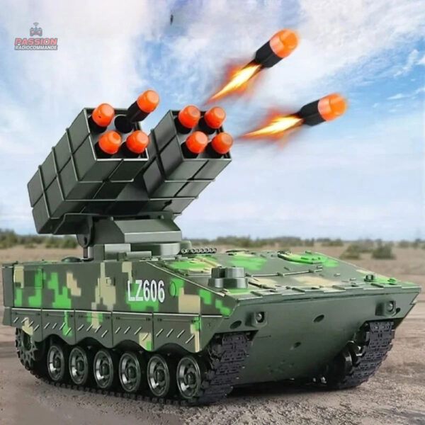 Véhicule de combat télécommandé pour des affrontements dynamiques