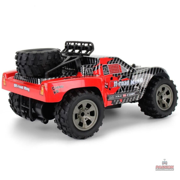 Modèle 4x4 télécommandé pour terrains difficiles
