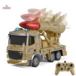 Véhicule militaire télécommandé en action sur le terrain
