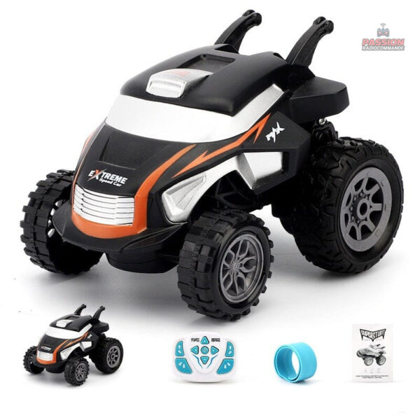 Voiture RC facile à manipuler pour les tout-petits