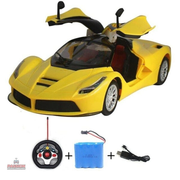 Voiture radiocommandée avec look sportif