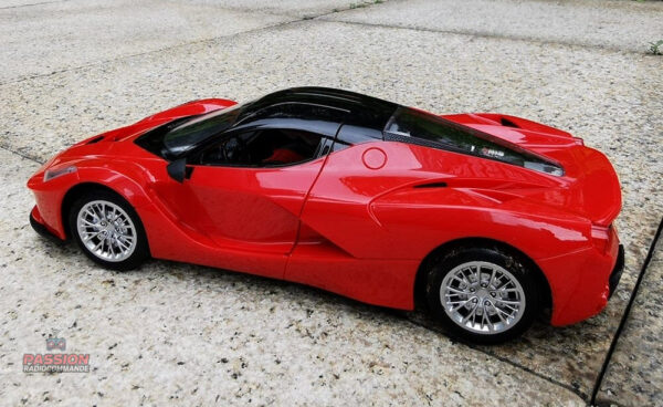 Ferrari télécommandée pour les passionnés