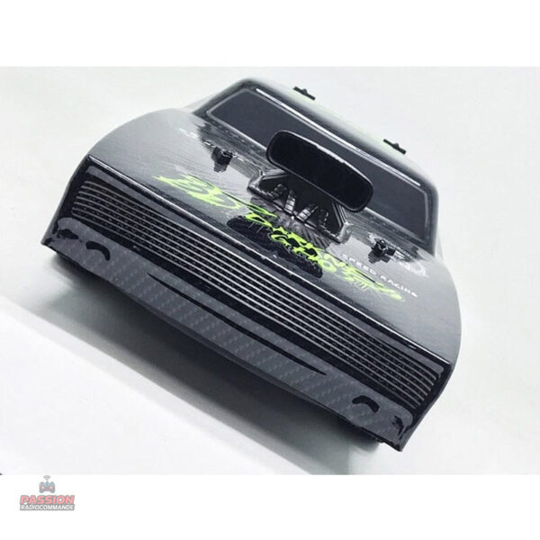 Voiture télécommandée 1/10 adaptée aux terrains variés