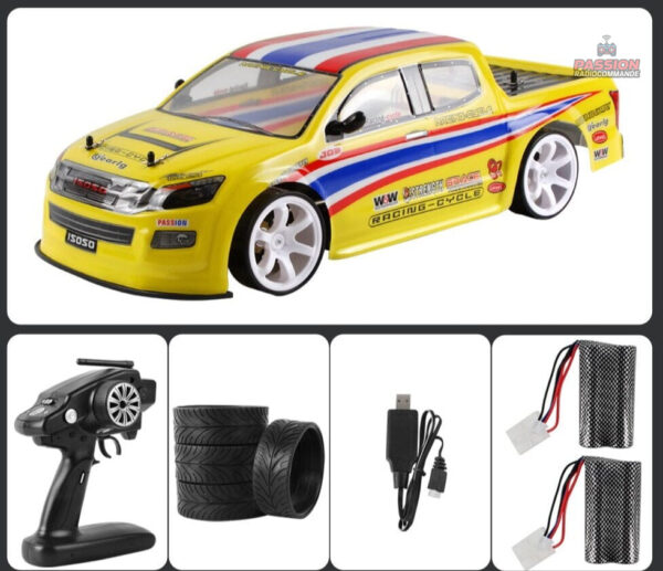 Voiture télécommandée adaptée aux courses en extérieur