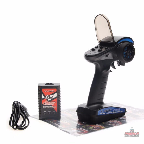 Modèle compact de voiture radiocommandée 1/10