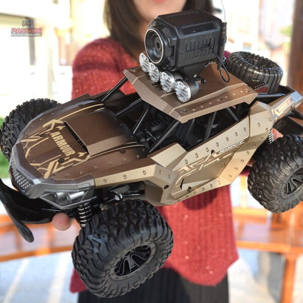 Modèle de voiture RC avec commandes intuitives