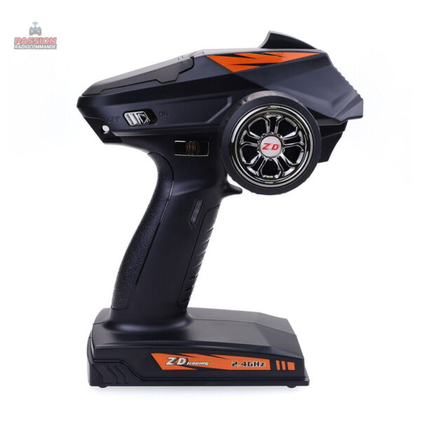 Voiture RC conçue pour des courses palpitantes en extérieur