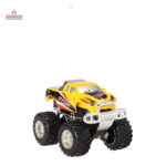 Voiture RC adaptée aux jeunes enfants de 4 ans