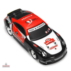 Voiture drift télécommandée inspirée de Tokyo Drift
