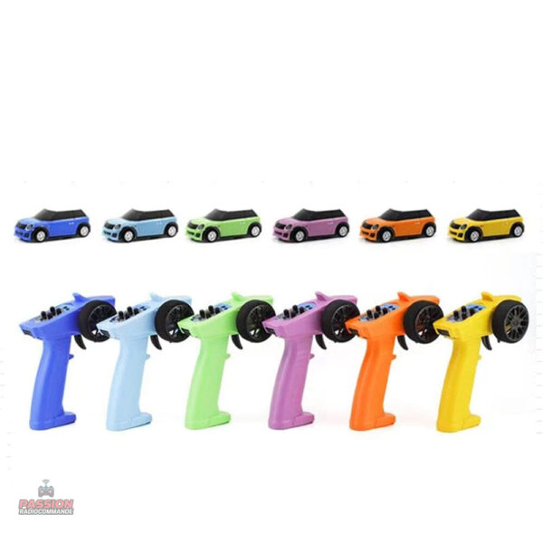 Voiture télécommandée idéale pour les jeunes enfants