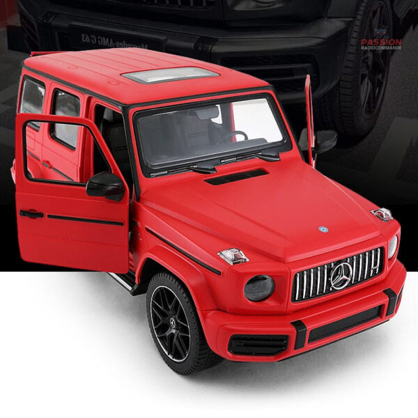 Voiture télécommandée tout terrain, style Mercedes