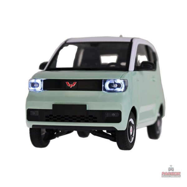 Voiture télécommandée compacte pour intérieur