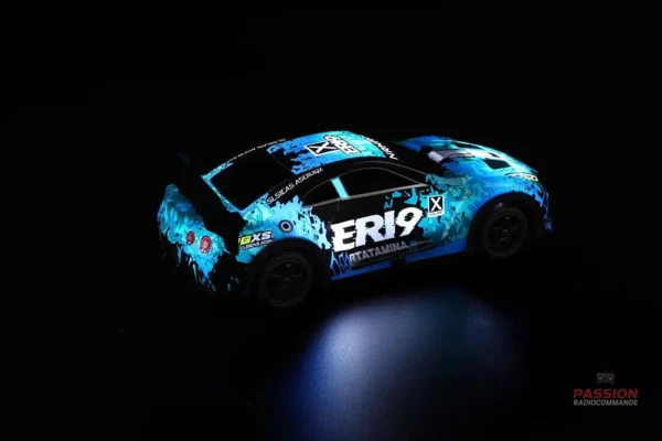 Voiture RC conçue pour des performances de drift