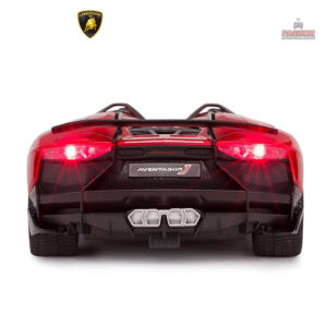 Voiture radiocommandée design Lamborghini rouge
