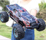 Modèle 4x4 de voiture radiocommandée adapté à tous les terrains