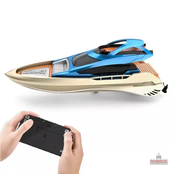Yacht télécommandé pour des aventures nautiques amusantes